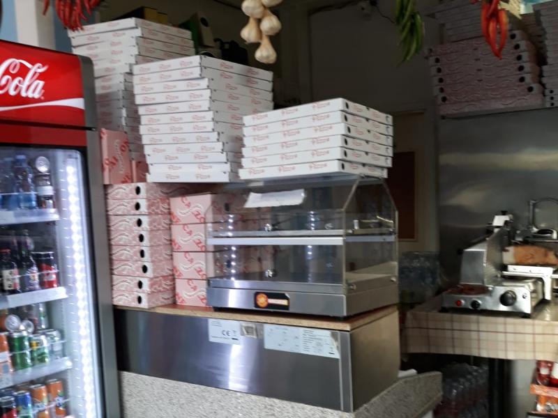 Pizzeria forno a legna