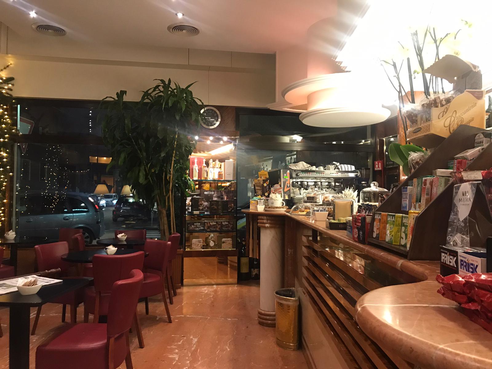 Bar  Angolare Milano
