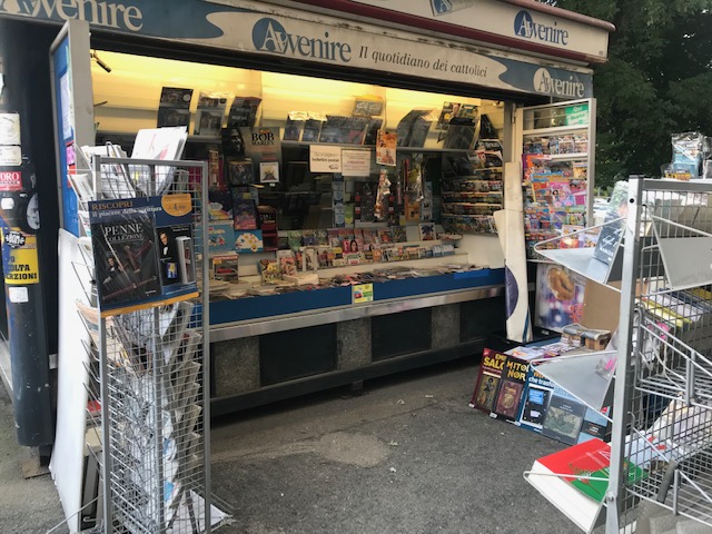 EDICOLA MILANO