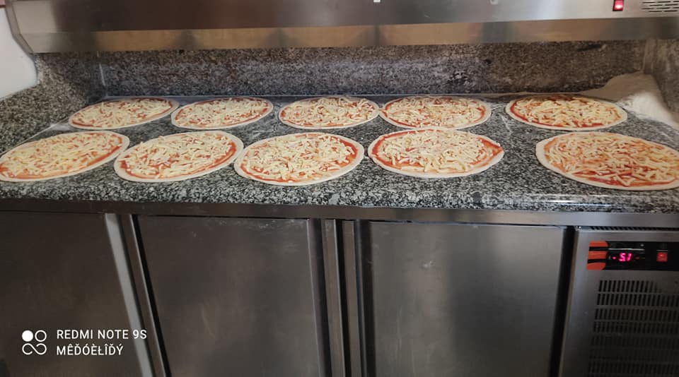 Pizzeria  F.Mornasco (CO)