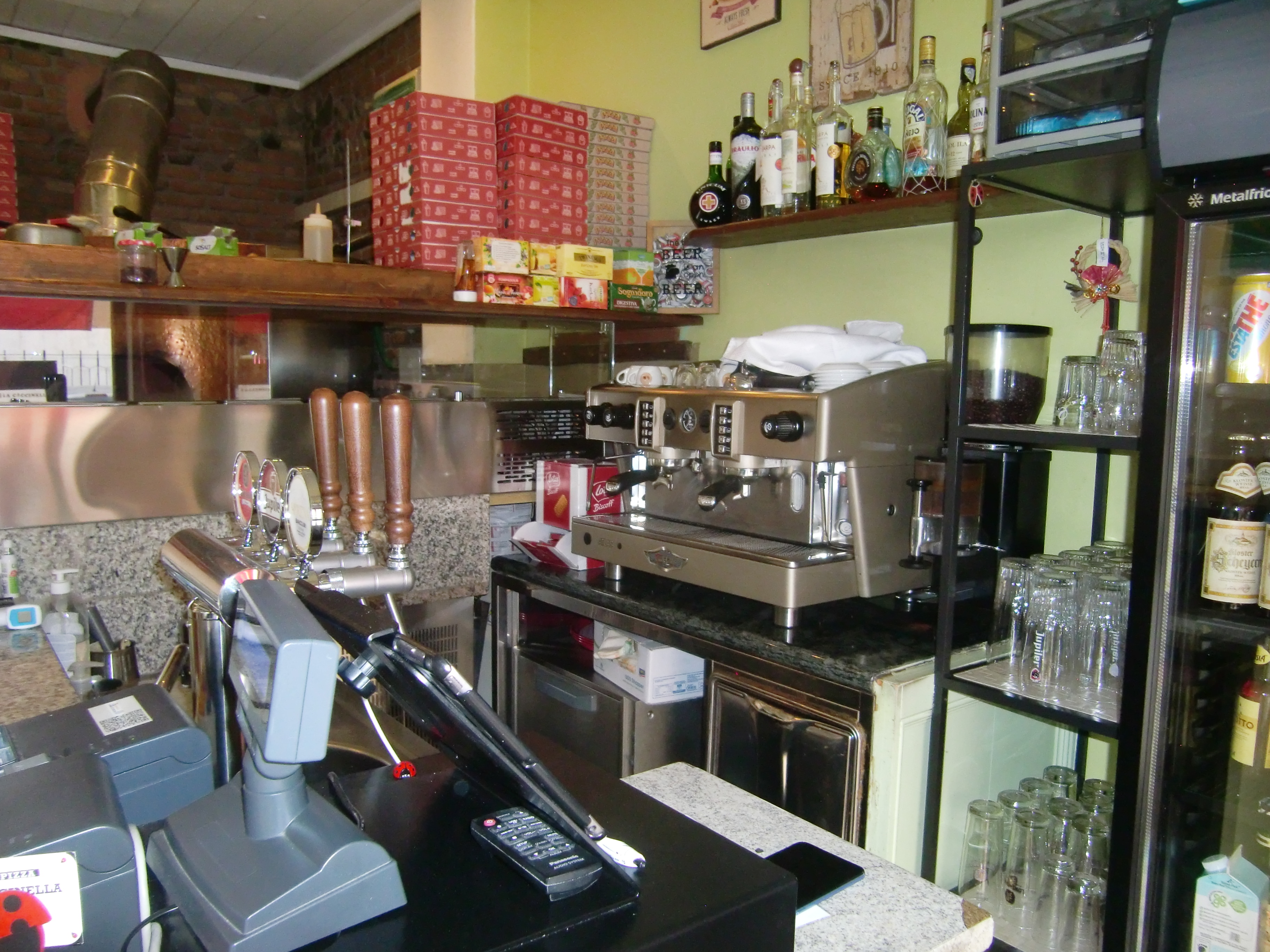 Pizzeria con cucina Corsico (MI)