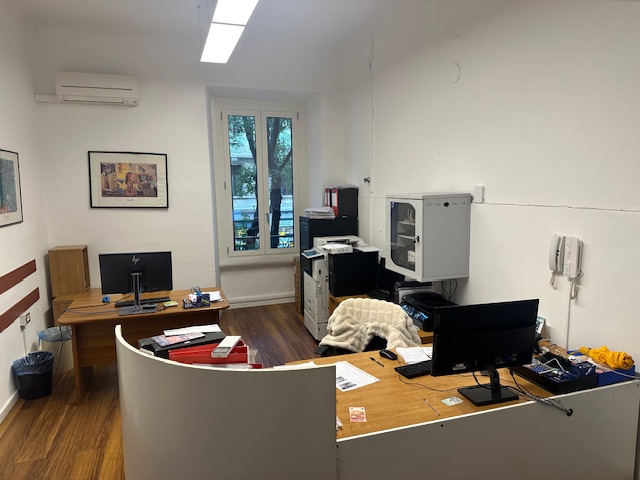 Ufficio Piazza Gramsci 10 Milano 30.000€