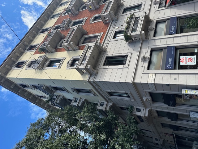 Ufficio Piazza Gramsci 10 Milano 30.000€