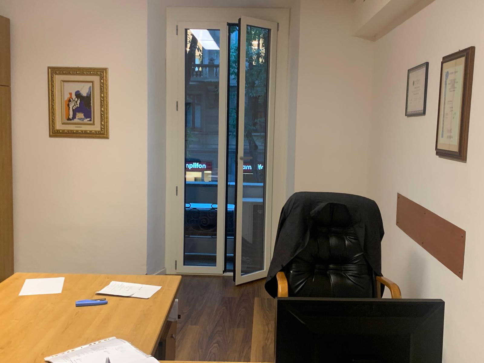 Ufficio Piazza Gramsci 10 Milano 30.000€