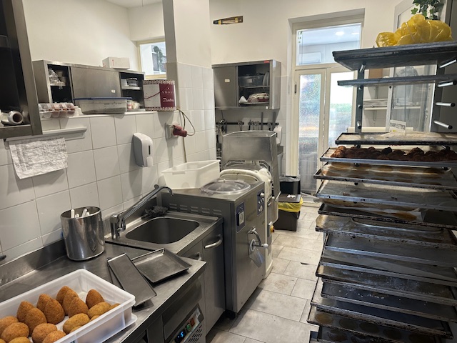 Bar Pasticceria con produzione 275.000€ Milano