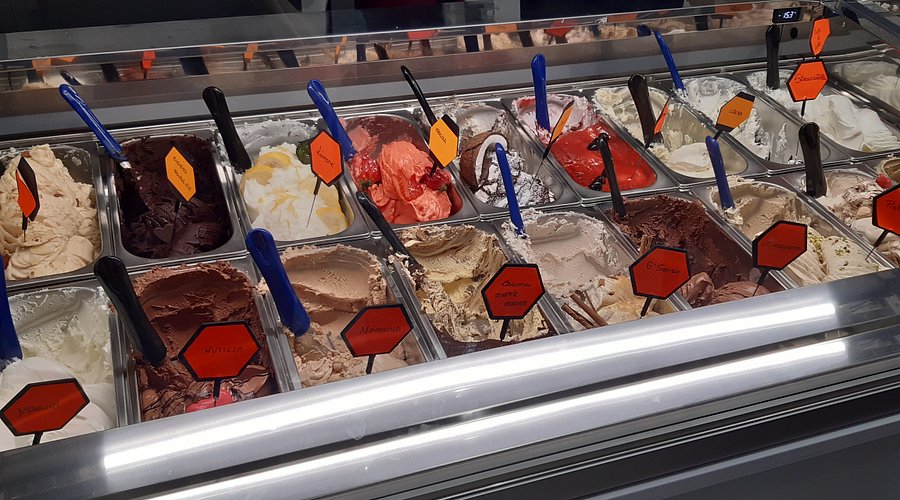 Gelateria Baggio  46000 €