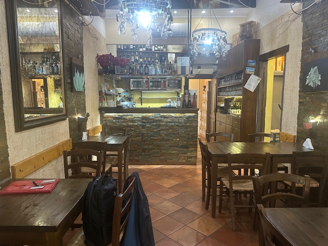 Saronno Enoteca con mescita 199000€