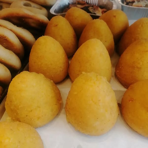 Saronno PanCaffè € 400000
