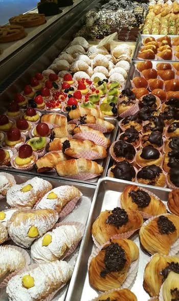 Saronno PanCaffè € 400000
