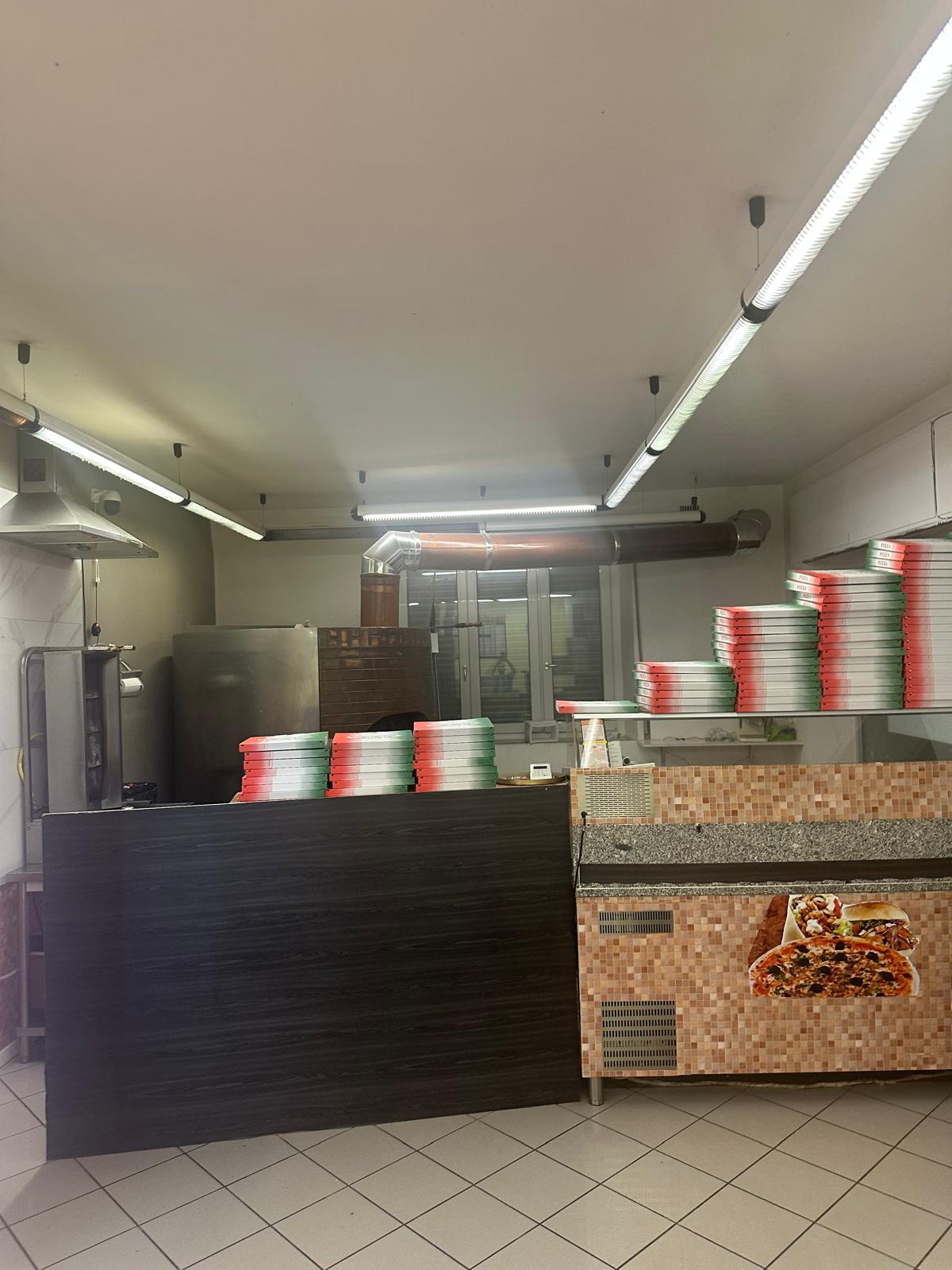 PIZZERIA FORNO A LEGNA PROV.LECCO