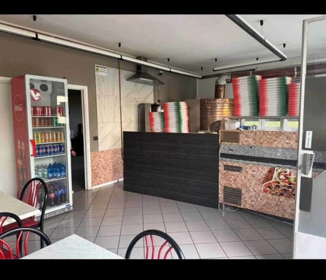 PIZZERIA FORNO A LEGNA PROV.LECCO