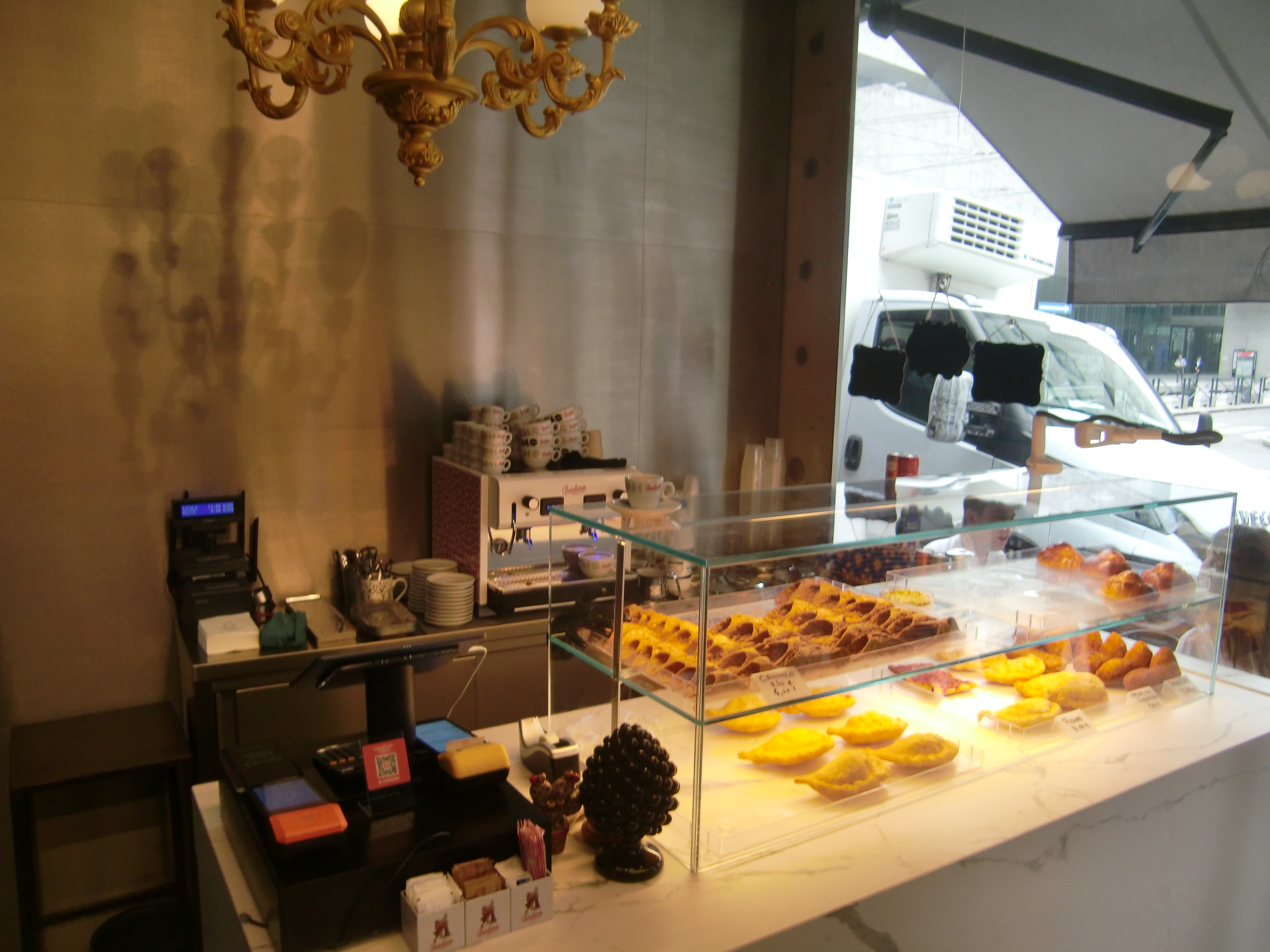 Dolce/& salato con Laboratorio Milano 180.000€