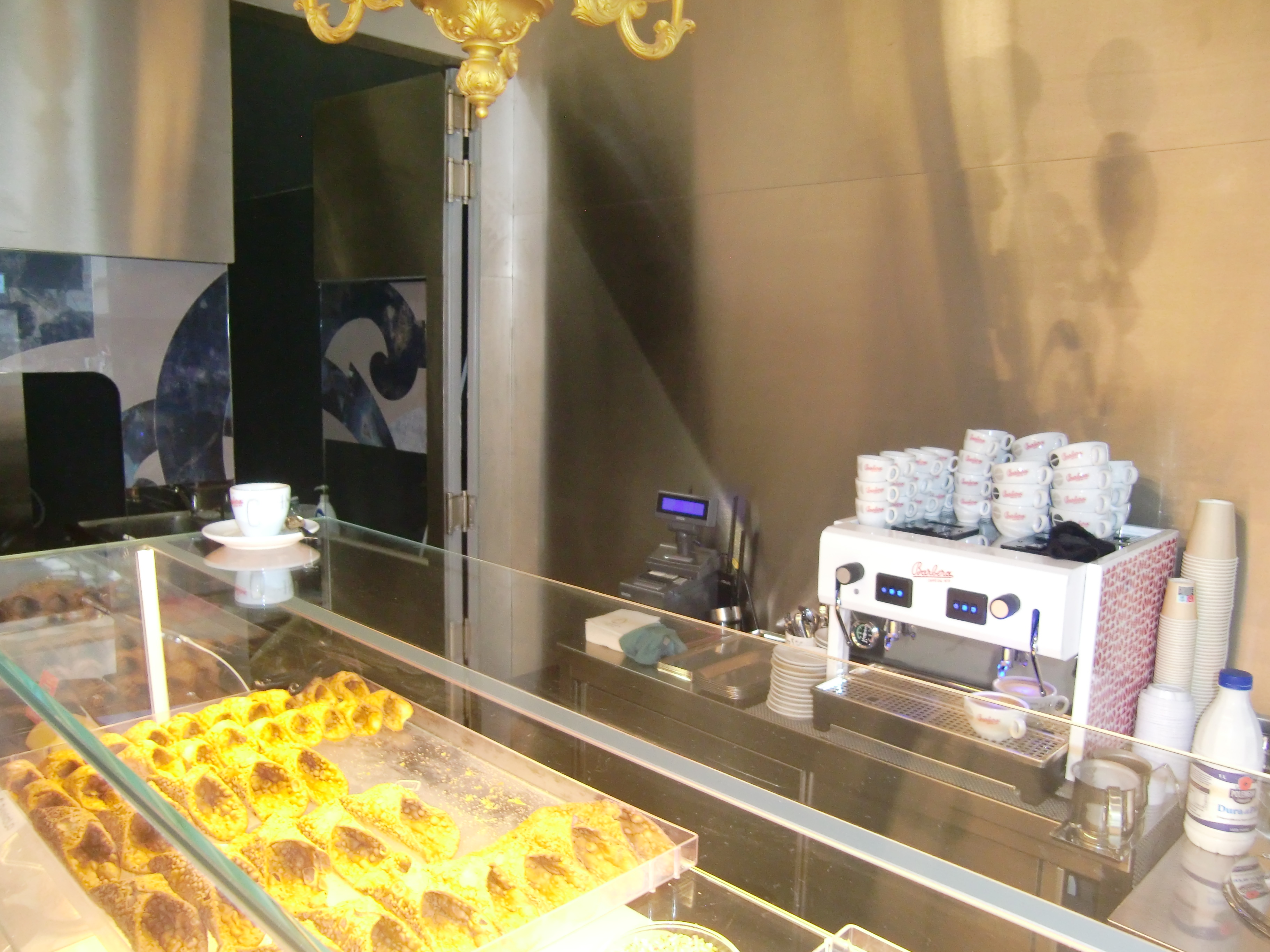 Dolce/& salato con Laboratorio Milano 180.000€