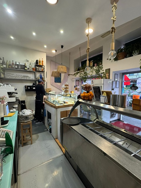 GELATERIA BAR LAMBRATE 70.000€