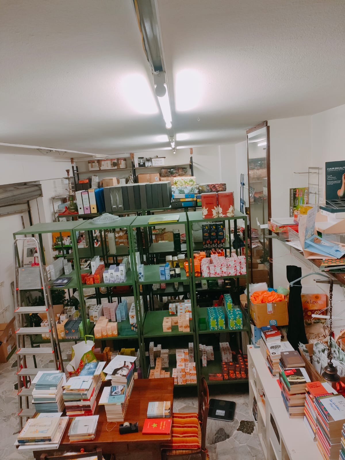 Erboristeria Libreria Profumeria 60.000€
