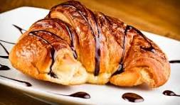 Pan caffè con laboratorio  Sarpi Milano 180.000€