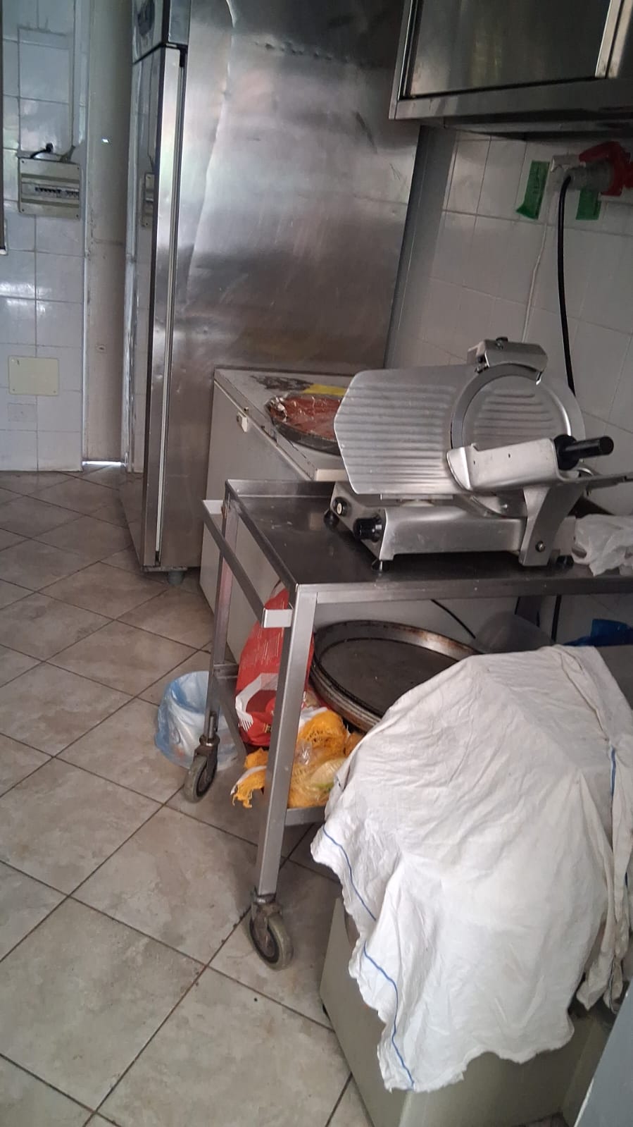 Pizzeria Ungheria adioac 34.000€
