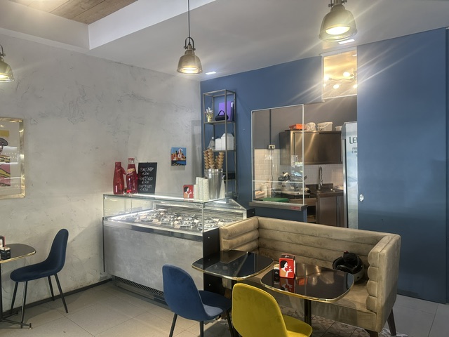 Bar Papiniano € 75000