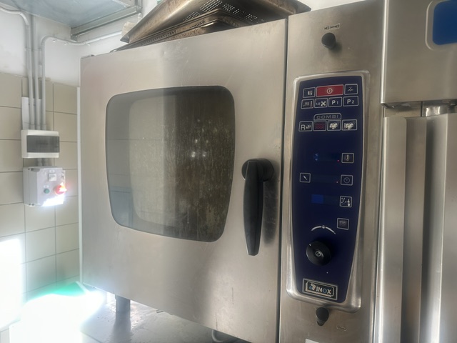 Bar con cucina darsena Milano 88.000€