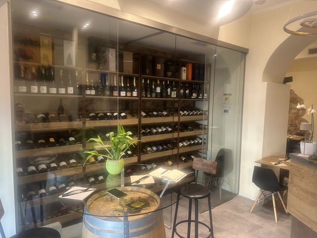 Bar con cucina darsena Milano 88.000€